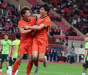 开云体育APP-热身-杨铭锐破门依合散扑点 U19国足1比0澳大利亚