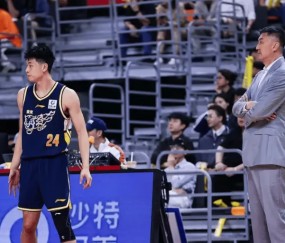 开云-杜锋：其实常规赛不至于打得这么紧，所以还是从自身找原因