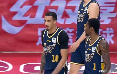 kaiyun-恭喜杜锋！广东队迎来内线补强机会，美国男篮主力中锋可能加盟？