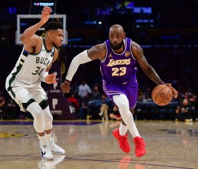 kaiyun-啃老你还嫌弃他？77送三罚&amp;6犯&amp;25投24分 老詹选择合理其实燃尽了