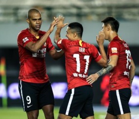 开云体育官网-【中超】埃里克儒尼奥尔建功 亚泰2比0武汉长江