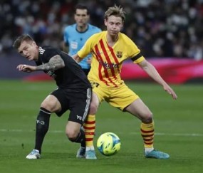 开云体育APP-巴萨逼德容走，德容：就不走