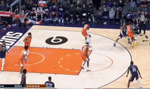 1645967907750040133.gif 1.gif